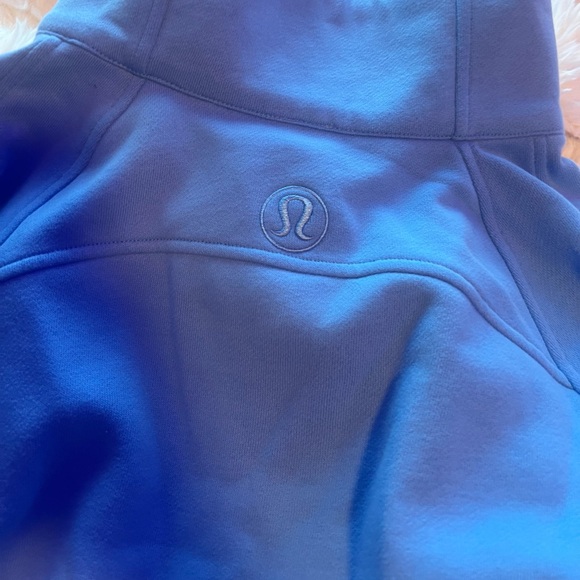 Light blue lululemon quarter zip scuba - Picture 7 of 8
